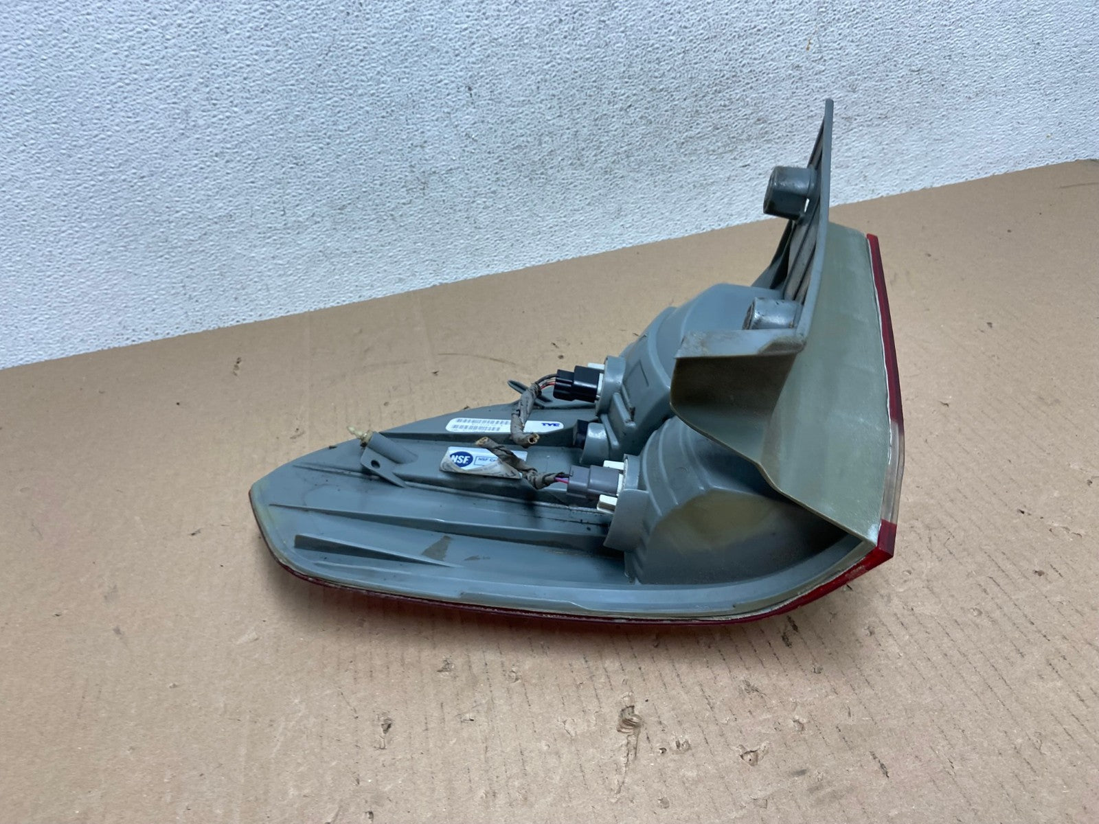 2005 2006 2007 Honda Odyssey Left Driver LH Side Tail Light DEPO AE7311 LK4