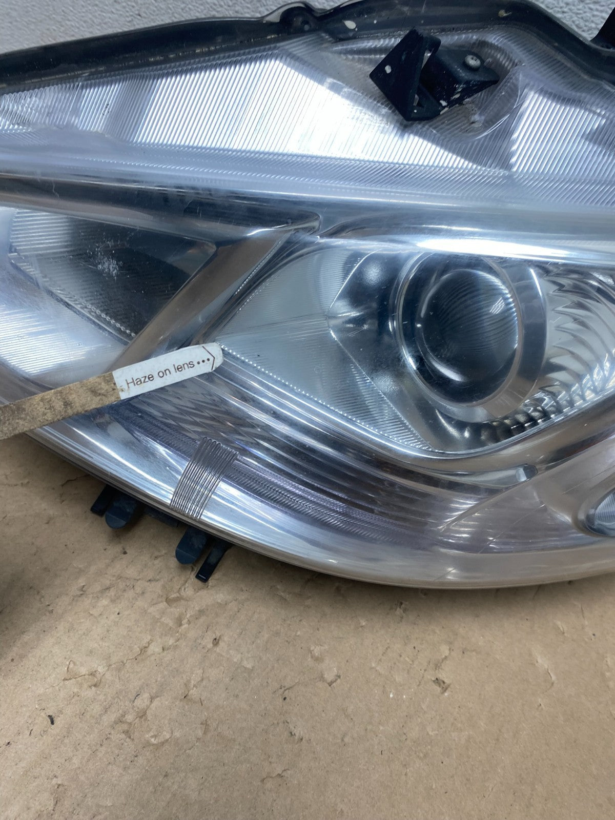 Halogen 2009 to 2014 Nissan Maxima Left Driver LH Side Headlight AG5800 DW4