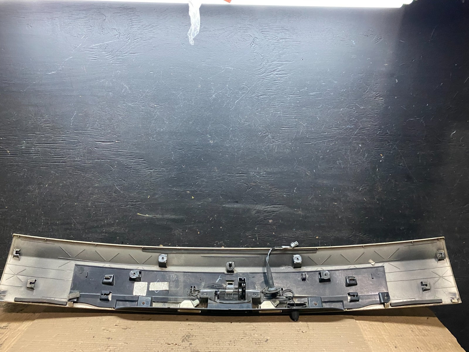2011-2018 Dodge Grand Caravan Rear Tail Gate Trim Molding Panel V2561 DG8