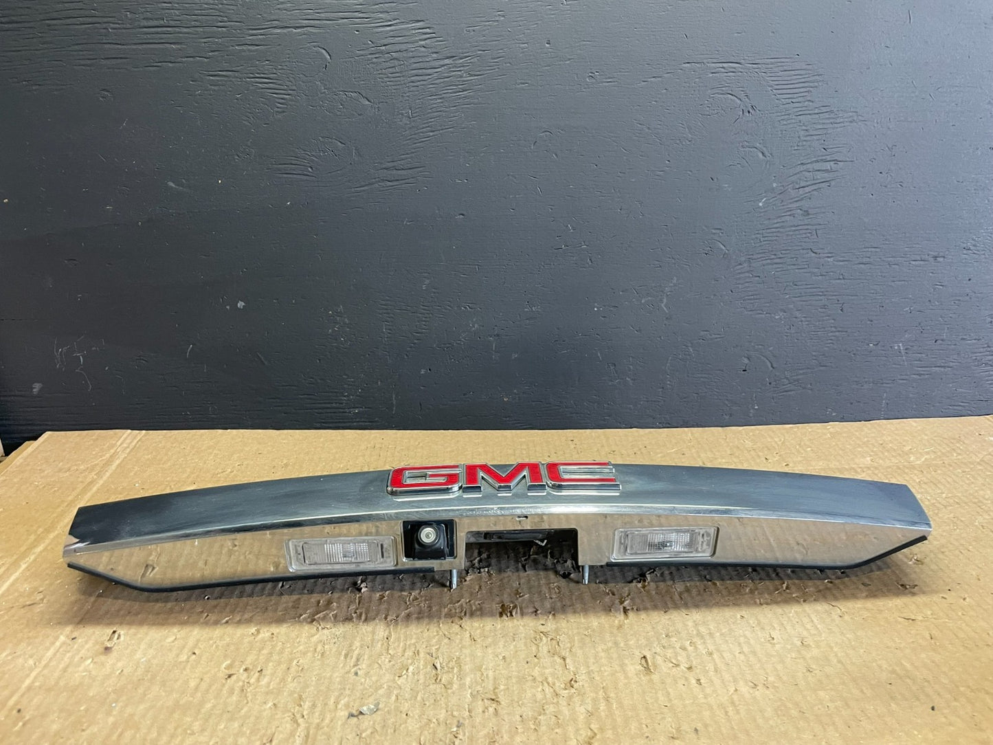 2010-2015 Gmc Terrain Lift Gate Handle Trim Back Up Camera 23188128 AB3289 DG3