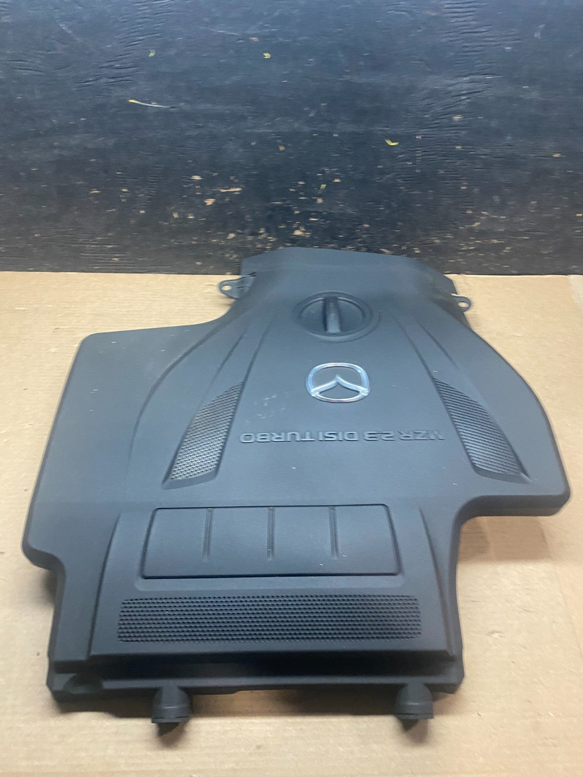 2010 2011 2012 Mazda CX7 CX-7 2.3L Engine Shield Top Cover V7037 DG1