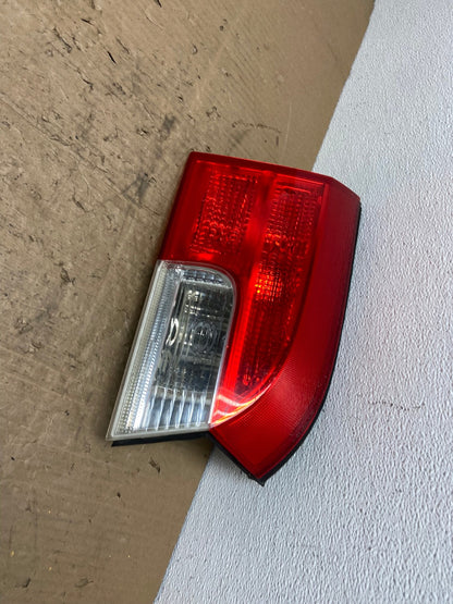 2010-2017 GMC Terrain Tail Light Inner Left Driver Lh Oem AC0281 LK1