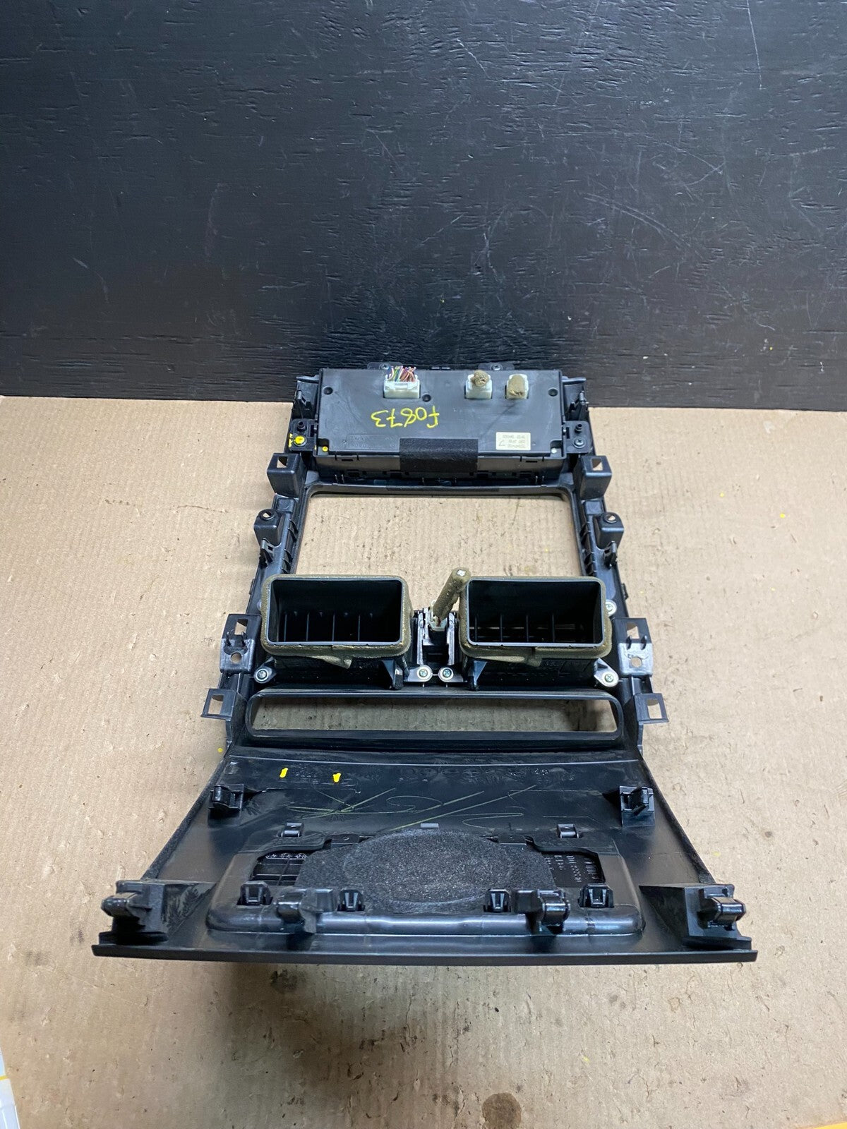 2010 - 2015 Mazda CX-9 Radio Dash Trim Bezel W/Vent AC Climate Control F0873 DG16