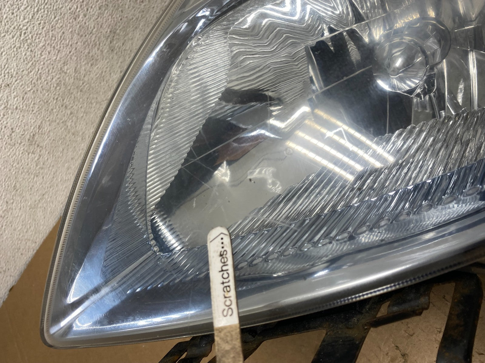 2006-2009 Toyota Prius Left Driver LH Side Blue Headlight Halogen AD8134 DW3
