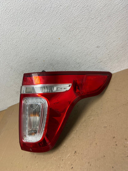 2011-2015 Ford Explorer Police Package Right Passenger Side Tail light AD7669 LK1