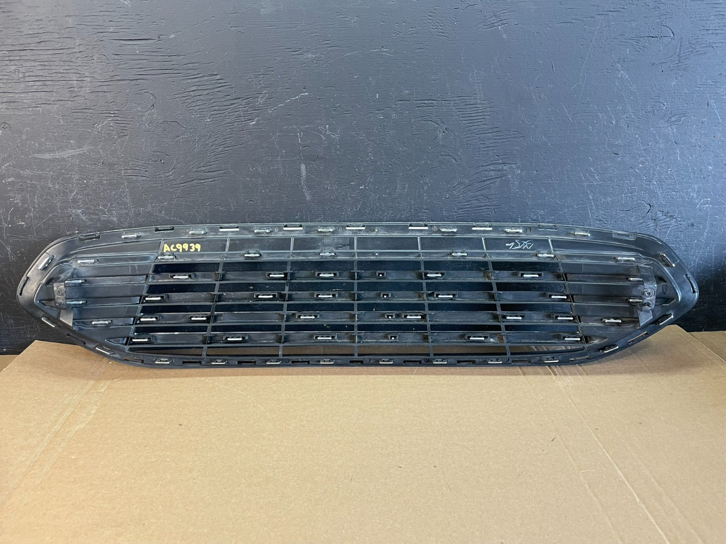 2013 to 2016 Ford Fusion Front Upper Grille Chrome Grill Bumper AC9939 DW3