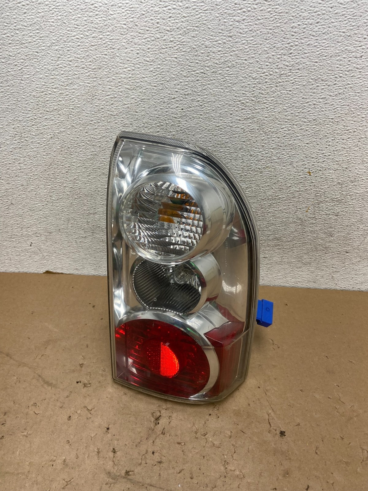 2004 2005 2006 Suzuki XL-7 Vitara Right RH Side Tail Light AG3220