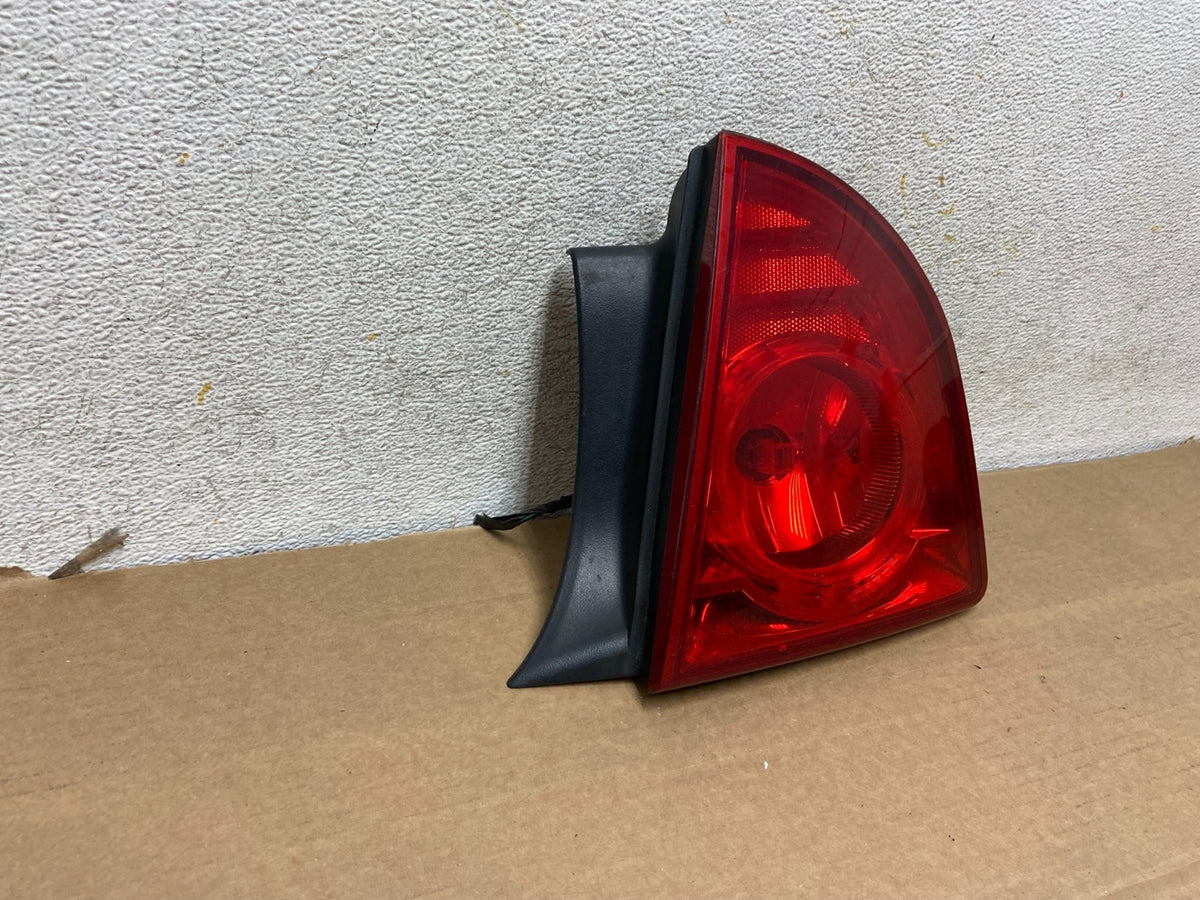 2008 - 2012 Chevrolet Malibu Right Passenger RH Side Tail Light AH3087 DW1