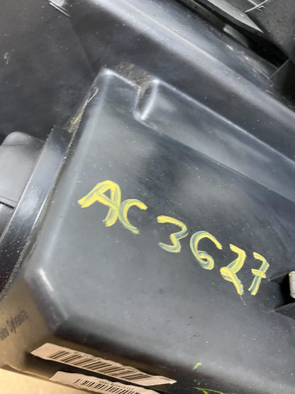 2007 to 2012 Gmc Acadia Halogen Headlight Right Passenger Side AC3627 DW9