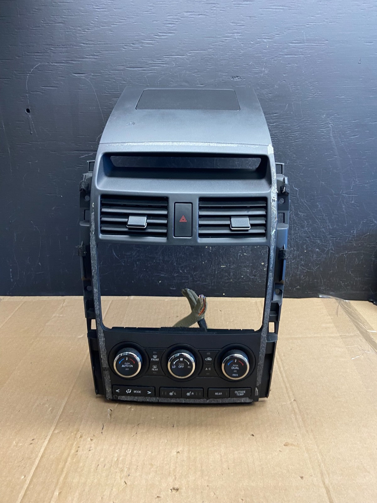 2010 - 2015 Mazda CX-9 Radio Dash Trim Bezel W/Vent AC Climate Control AD2105 DG0