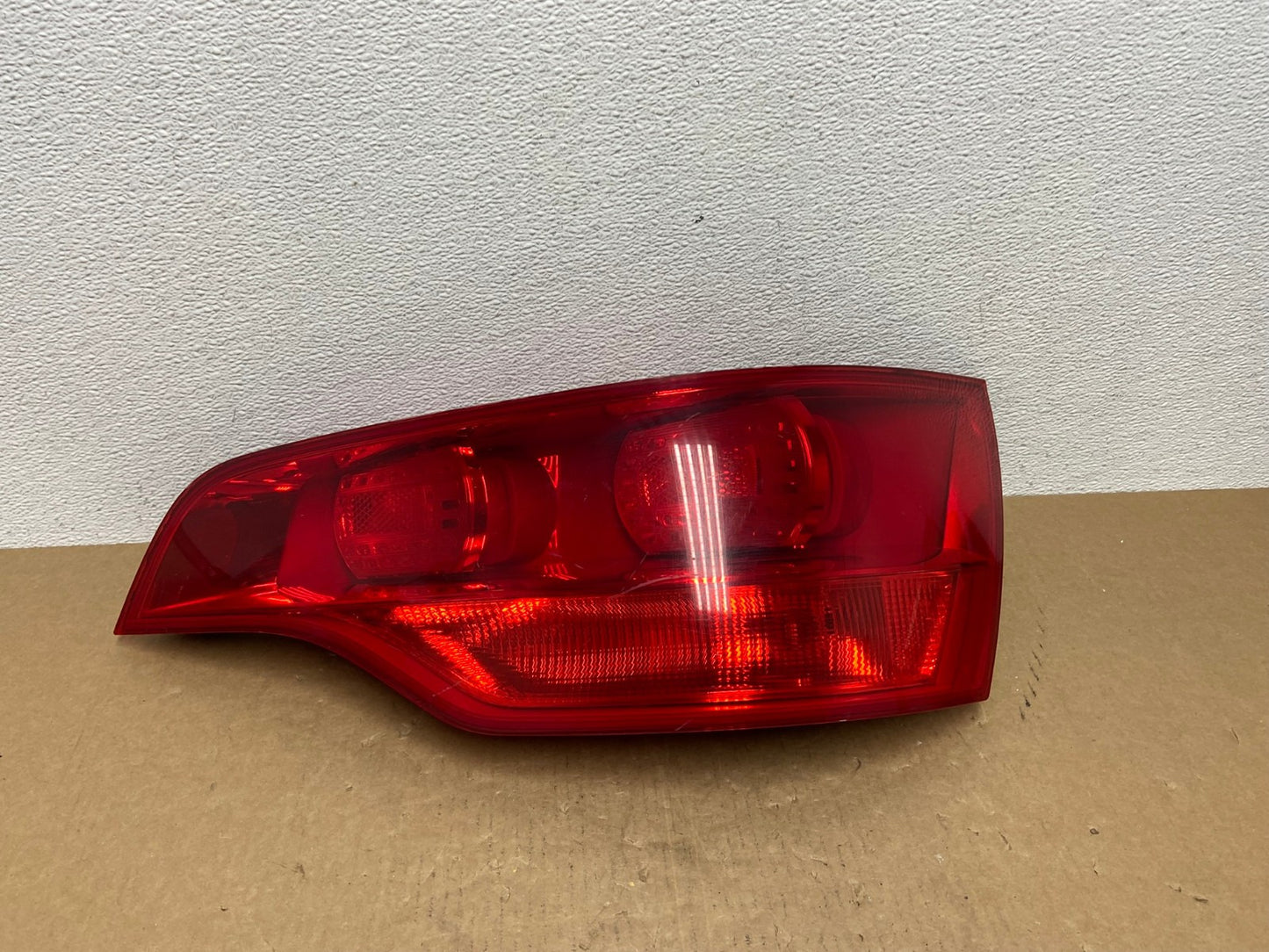 2007 2008 2009 Audi Q7 Right Passenger Rh Side Tail Light Oem AC1220 LK0