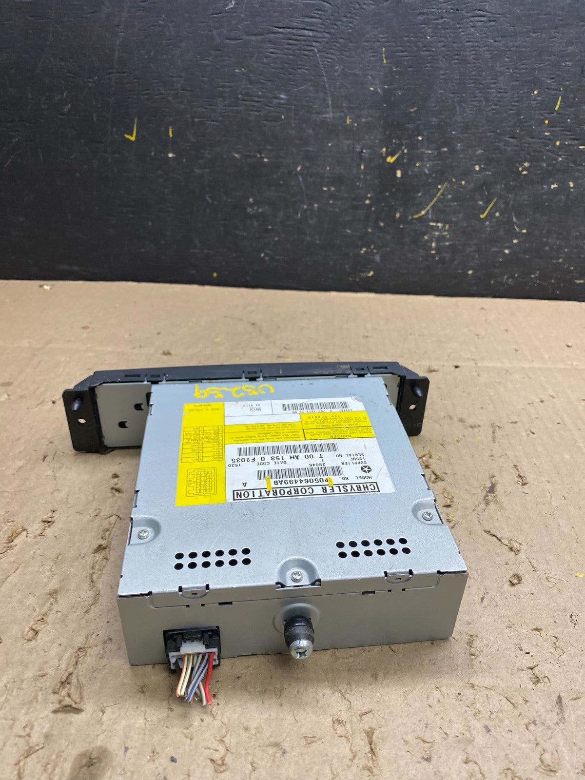 2009 2010 2011 Volkswagen Routan Video DVD Player U5259 DG3