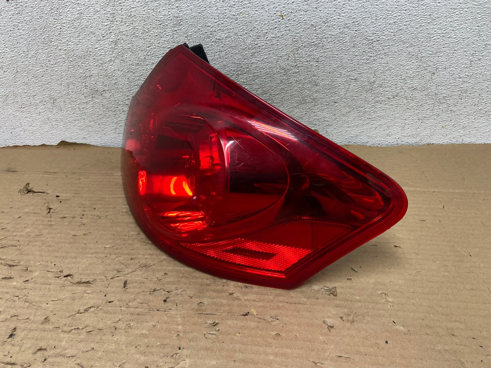 2007 to 2013 Infiniti G35 G37 Sedan Right Passenger Rh Tail Light AG8318 LK2