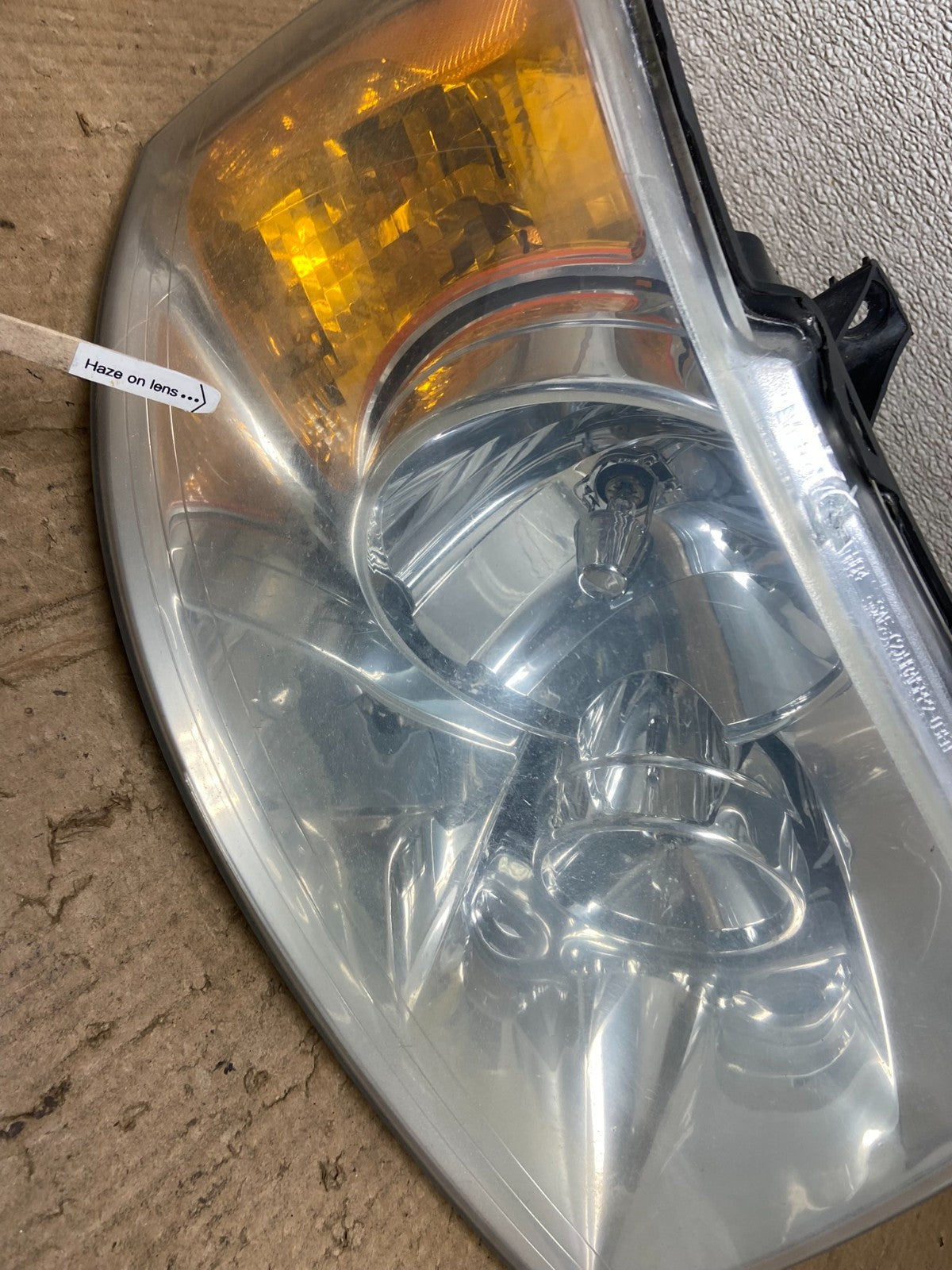 2003 - 2006 Ford Expedition Right Passenger Side Headlight Halogen Oem AA8410 DW4