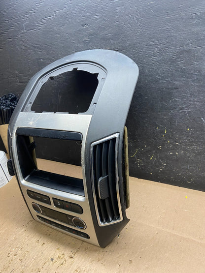 2007 - 2010 Ford Edge Heater Climate Control Radio Control Dash Bezel t6380 DG2