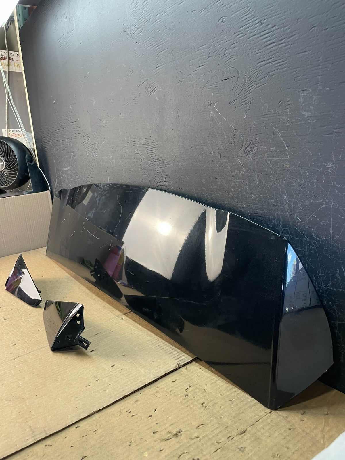 2020 to 2023 Ford Explorer Rear Liftgate Spoiler Wing AD0423 DG1