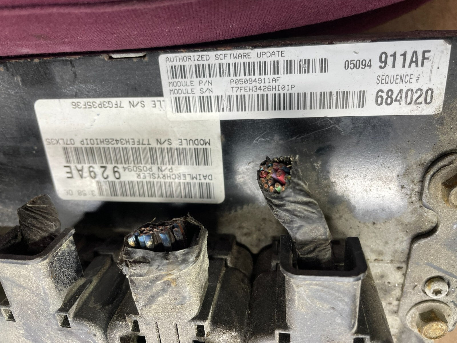 2007 Dodge Magnum Chrysler 300 3.5L Engine Control p05094911af i2001 DG12