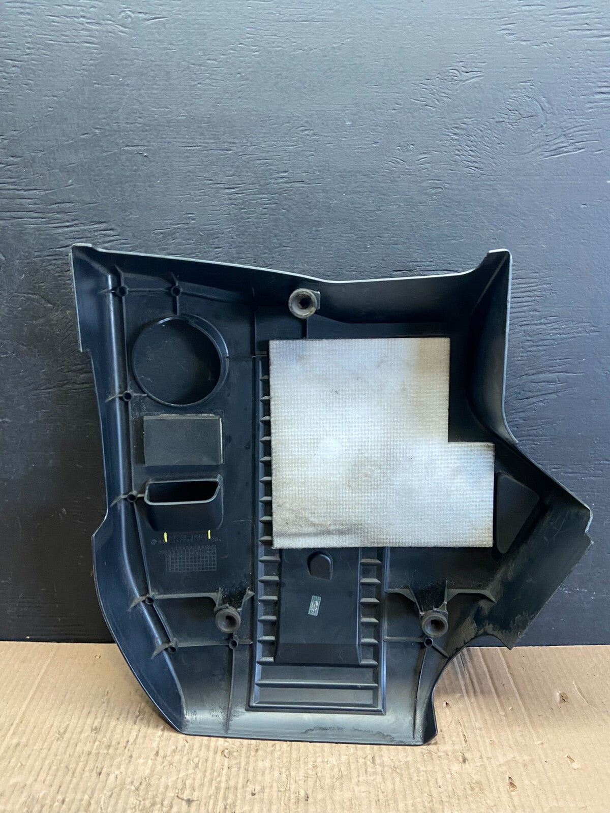2008-2010 Toyota Highlander Hybrid 3.3L Engine Plastic Cover OEM D2813 DG13