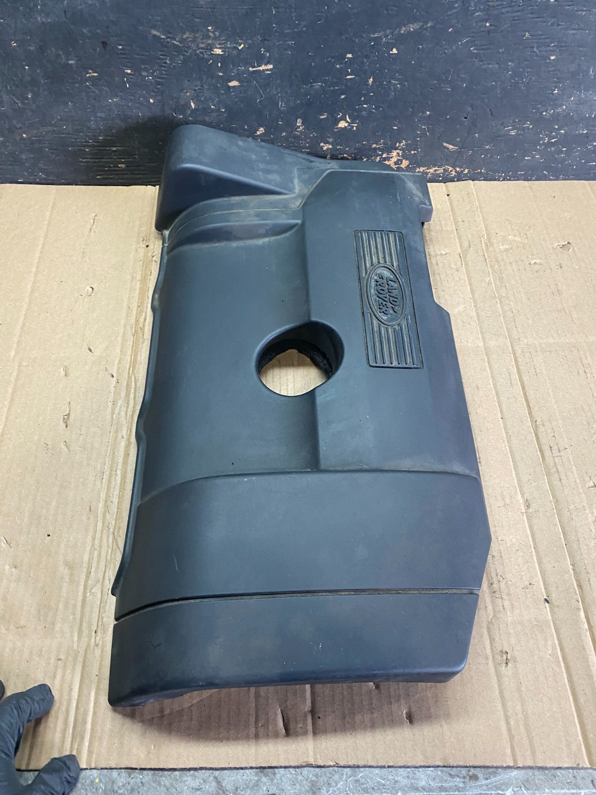 2008 - 2012 Land Rover LR2 3.2L Engine Motor Top Cover Trim Panel s5998 DG3