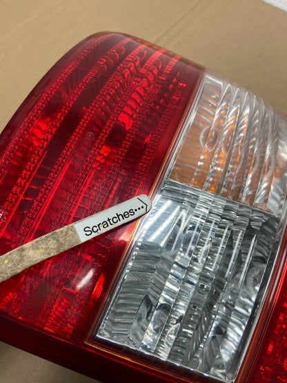 2003 2004 2005 Kia Sedona Left Driver LH Side Tail Light OEM AB6749 DW3