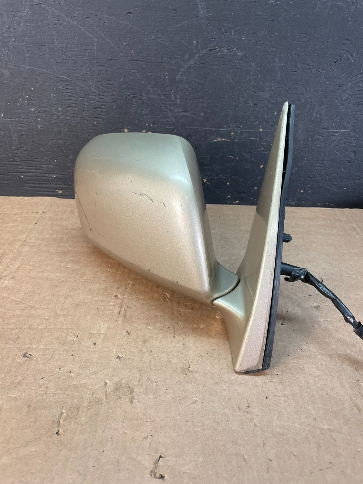 2001-2007 Toyota Highlander Right Passenger RH View Door Mirror AE8542 DW1