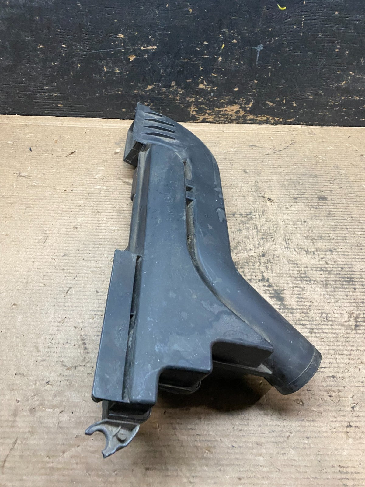 2007 to 2013 Nissan Altima 2.5L Air Duct Tube Resonator 16554-JA000 OEM V9687 DG3