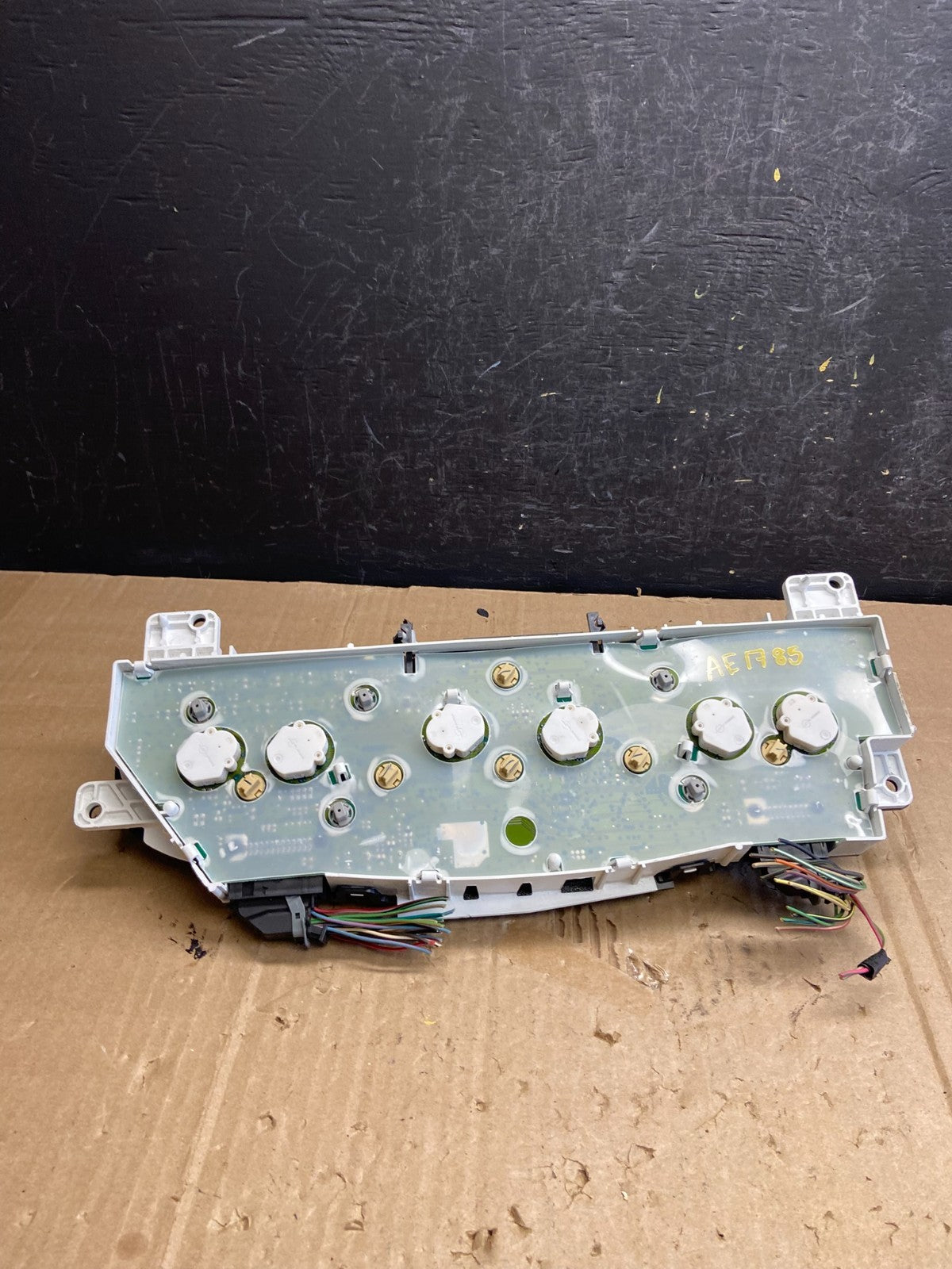 2005 Ford E150 E250 E350 Gauge Speedometer Cluster AE1785 DG5