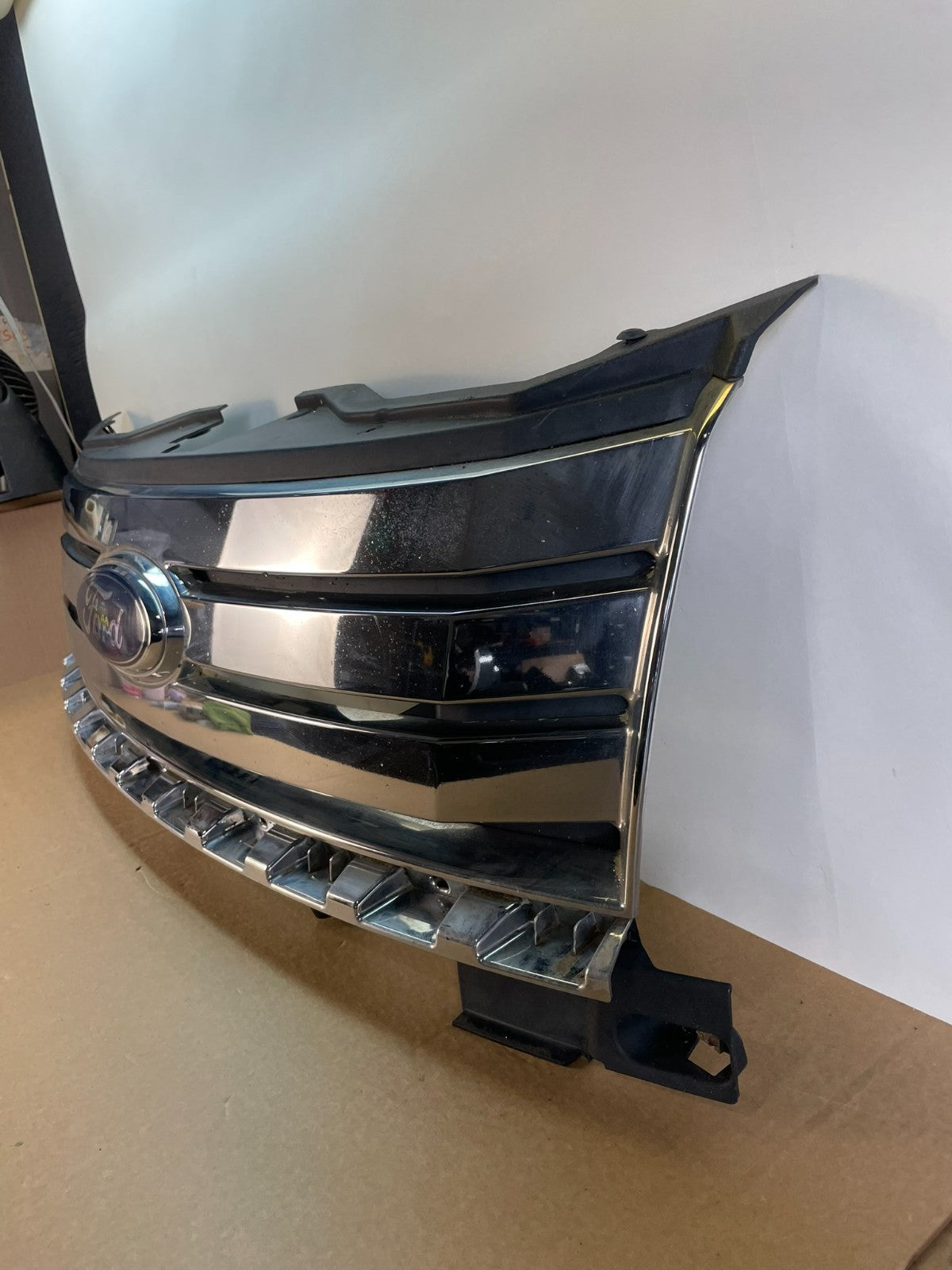 2007 2008 2009 2010 Ford Edge Front Upper Chrome Grill Grille AG9984 DG1