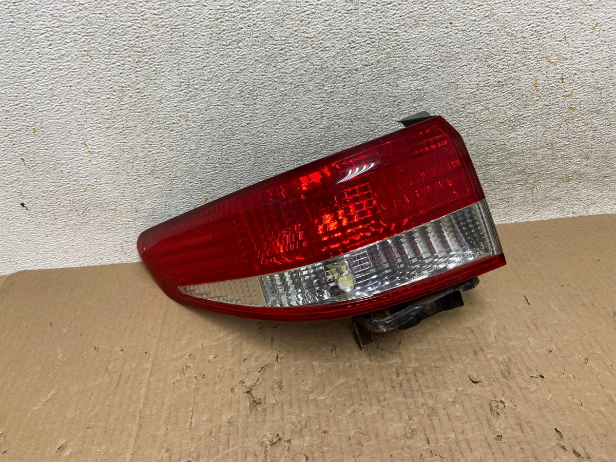 2003 to 2004 Honda Accord Sedan Left Driver Lh Side Tail light AI1329 LK0