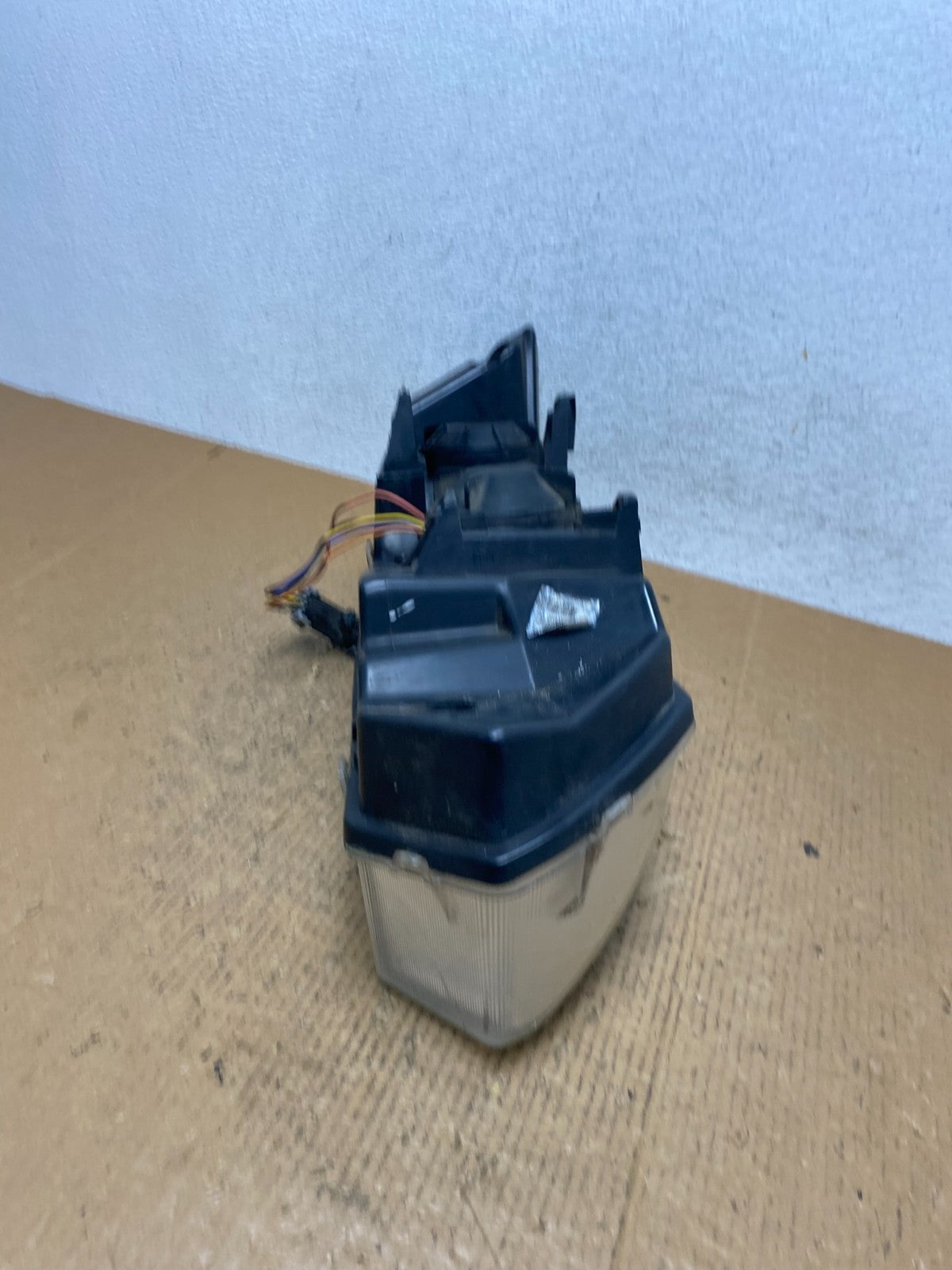 2003 to 2007 Saturn Ion Halogen Headlight Left Driver LH Side AE2594 DW6