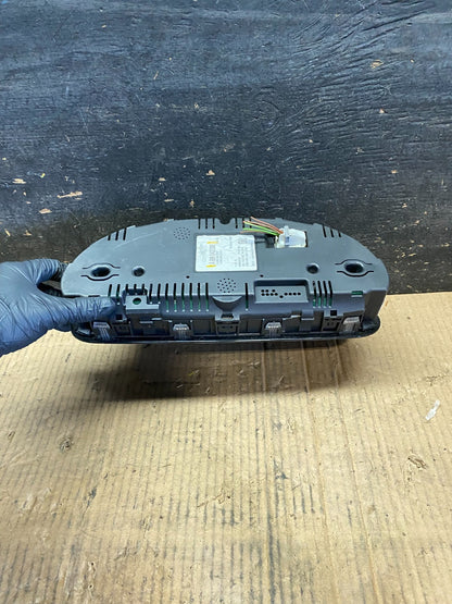 2003 to 2006 Sprinter 2500 3500 Instrument Speedometer Gauge Cluster S8722 DG5