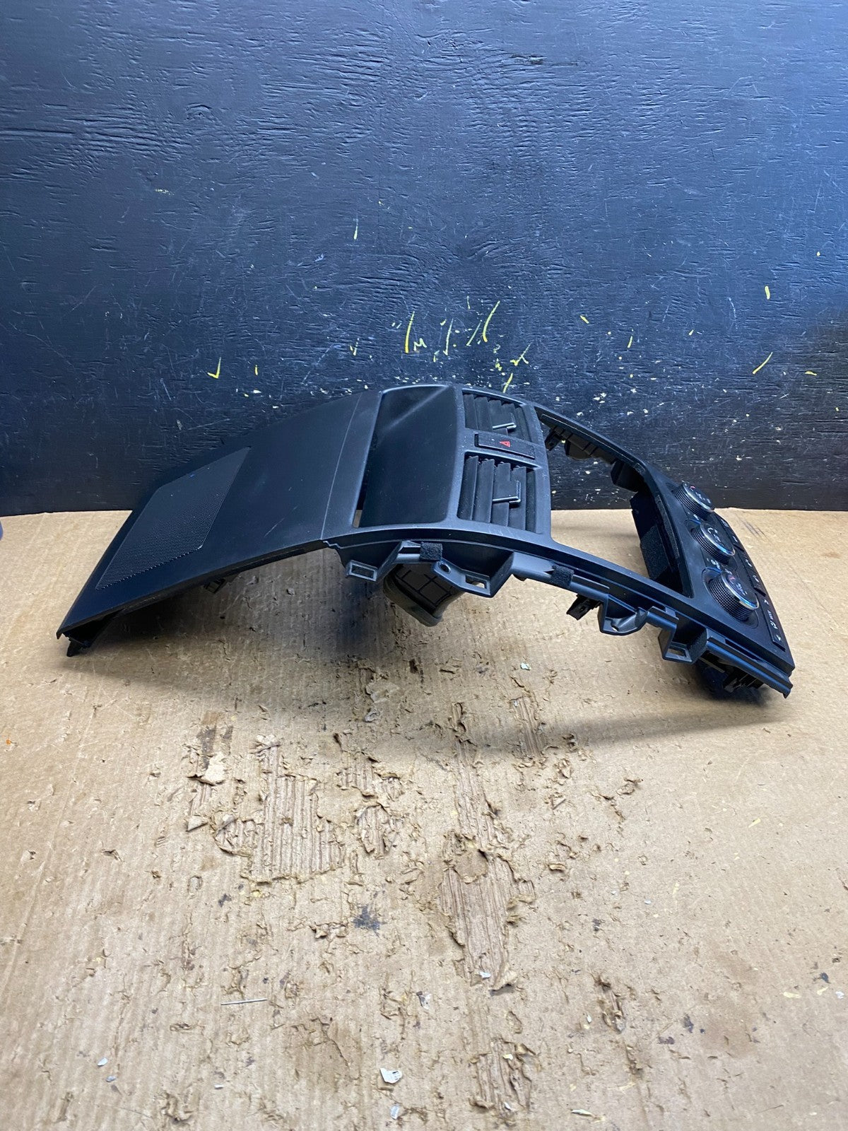 2010 - 2015 Mazda CX-9 Radio Dash Trim Bezel W/Vent AC Climate Control z9944 DG2