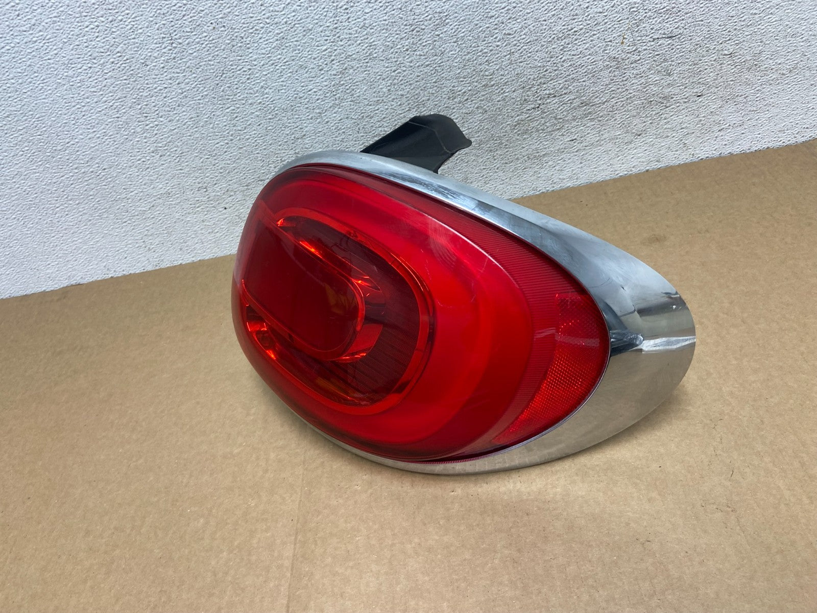 2014 to 2017 Fiat 500L Right Passenger RH Side Tail Light af9488 DG1