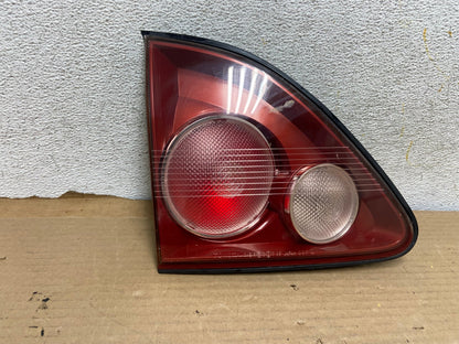 1999-2001 Lexus Rx300 Left Driver Lh Tail Light Inner Trunk Lid AH0603 LK0