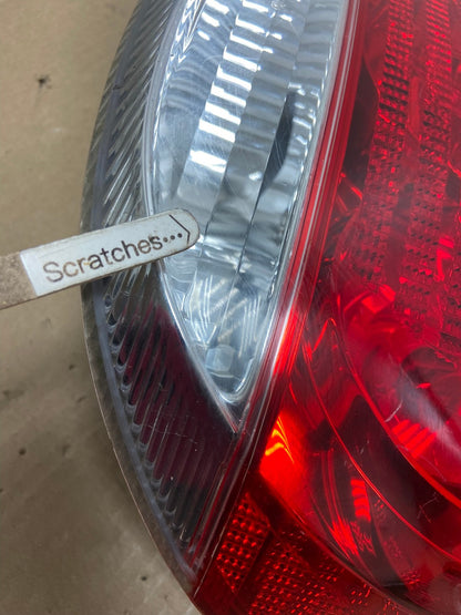 2005 to 2006 Toyota Camry Tail Light Right Passenger Side AF2839 LK3