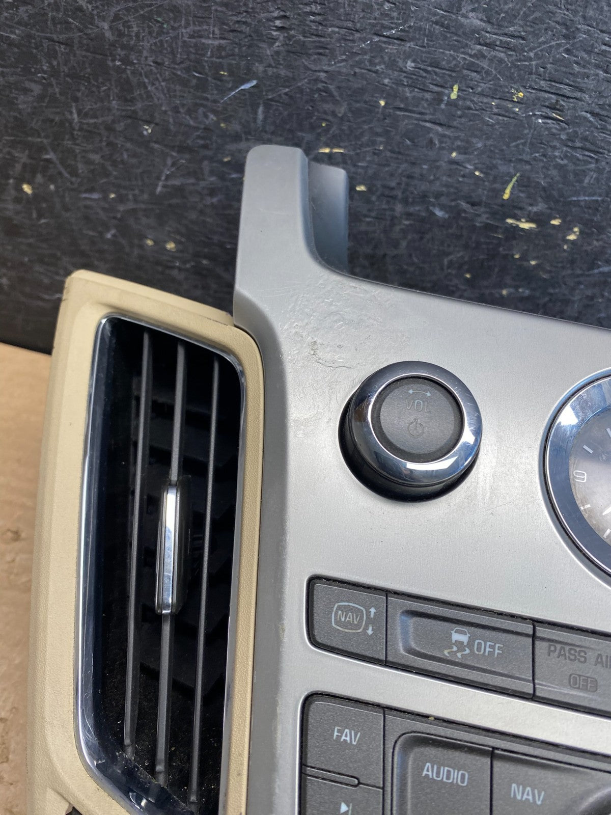 2009-2013 Cadillac CTS A/C Heater Radio Climate Control Panel Bezel OE ag8471 DG3