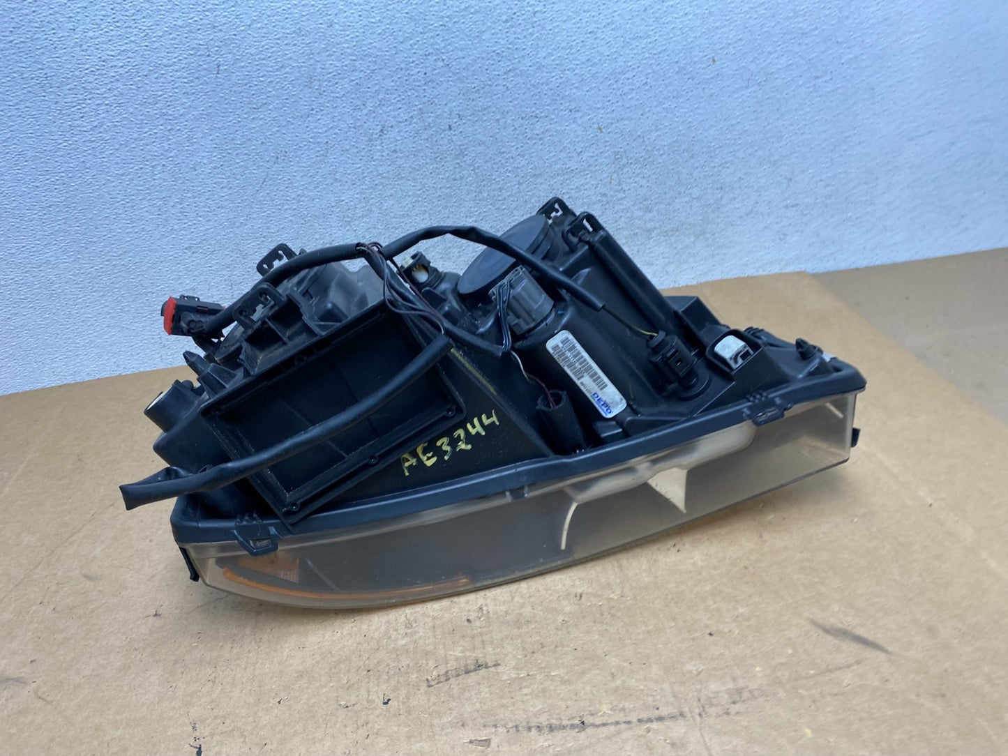 2003-2013 Volvo XC90 Left Driver LH Side Halogen Headlight DEPO AE3244 DW7