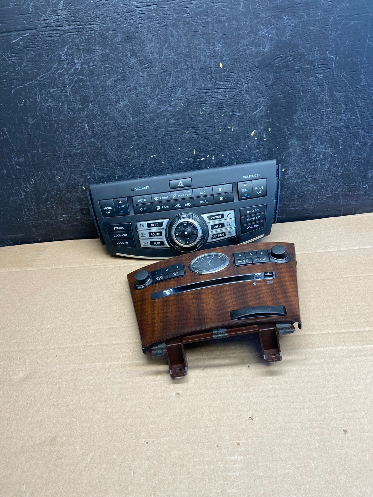 2008 2009 2010 Infiniti M35 Radio Clock Control Panel Plate ag5027 DG0