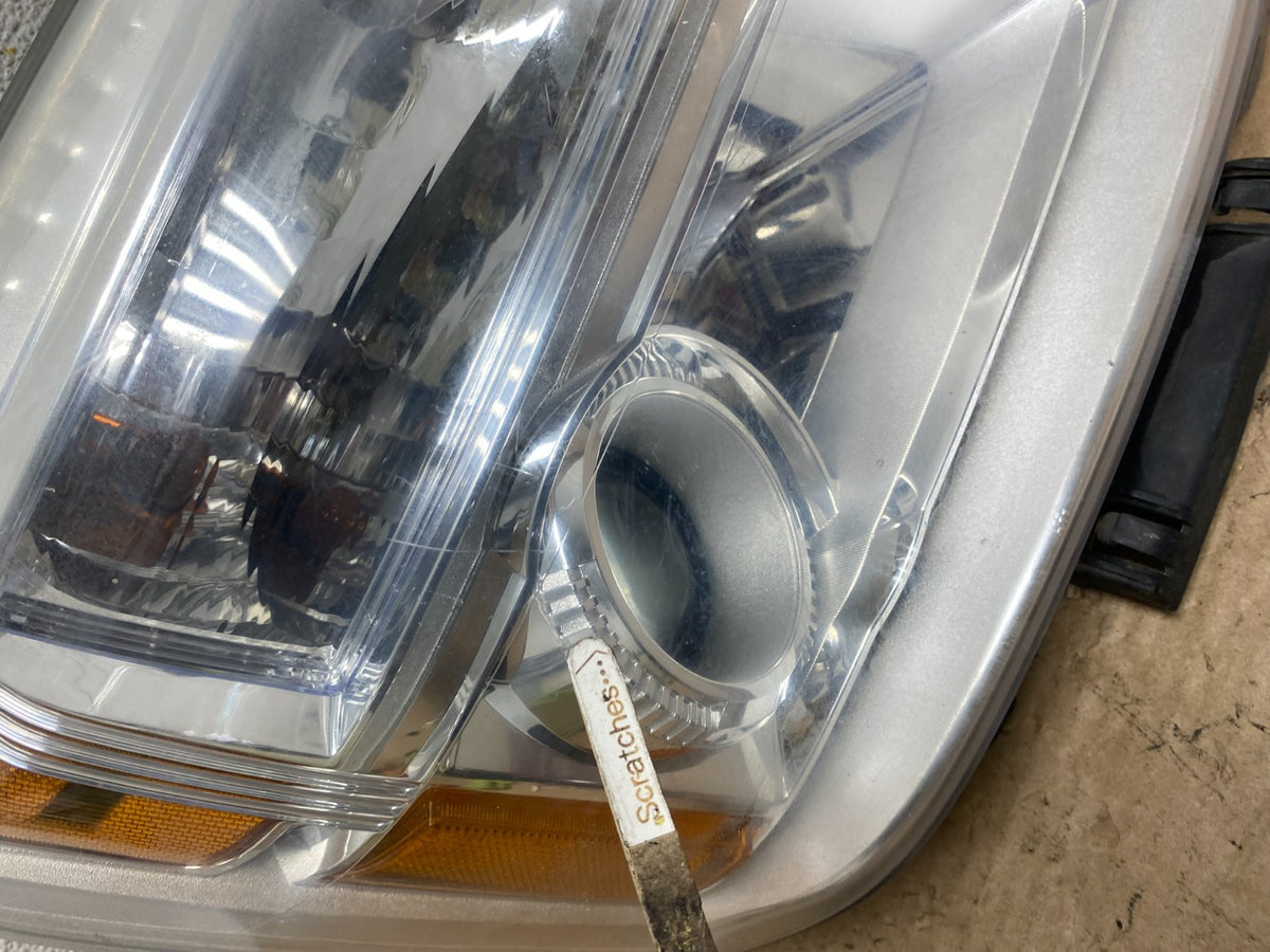 2010 to 2015 GMC Terrain Halogen Passenger Right Rh Side Headlight AI0898 DW3