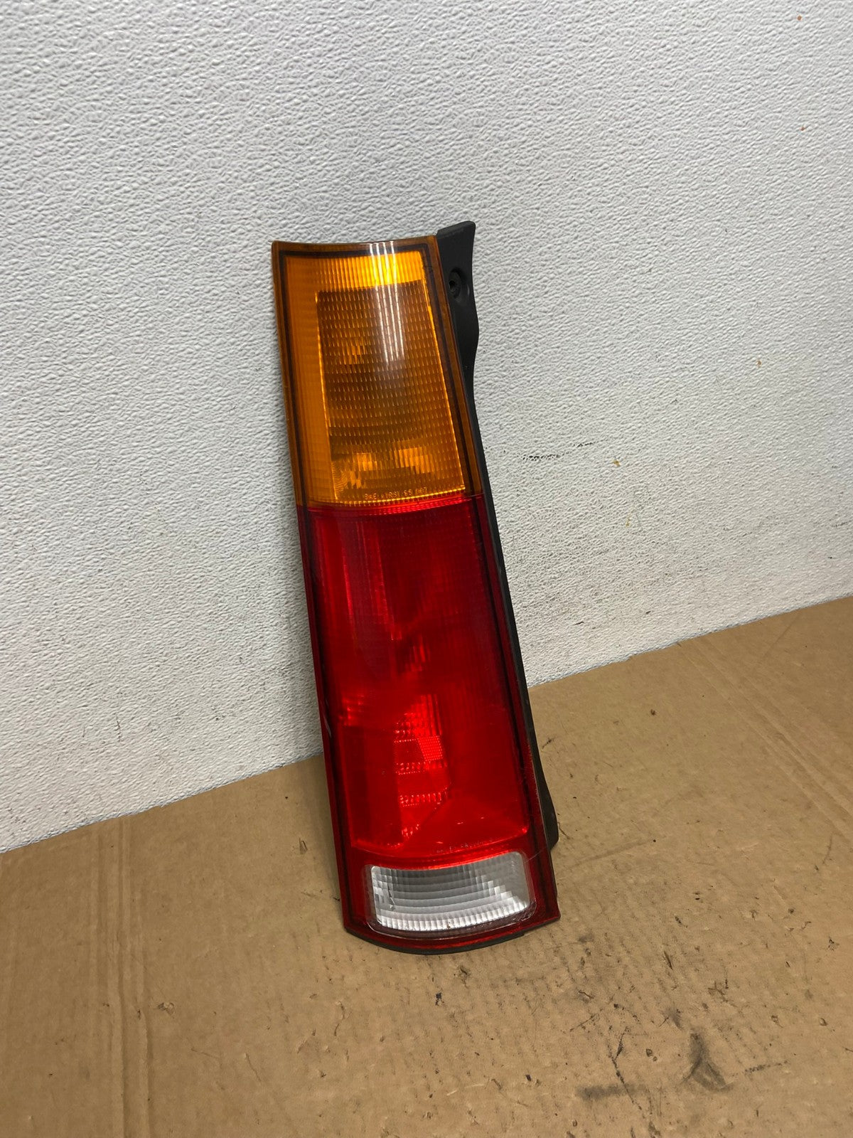 1997 1998 1999 2000 2001 Honda Crv Cr-v Left Driver Lh Tail Light AD2850 LK2
