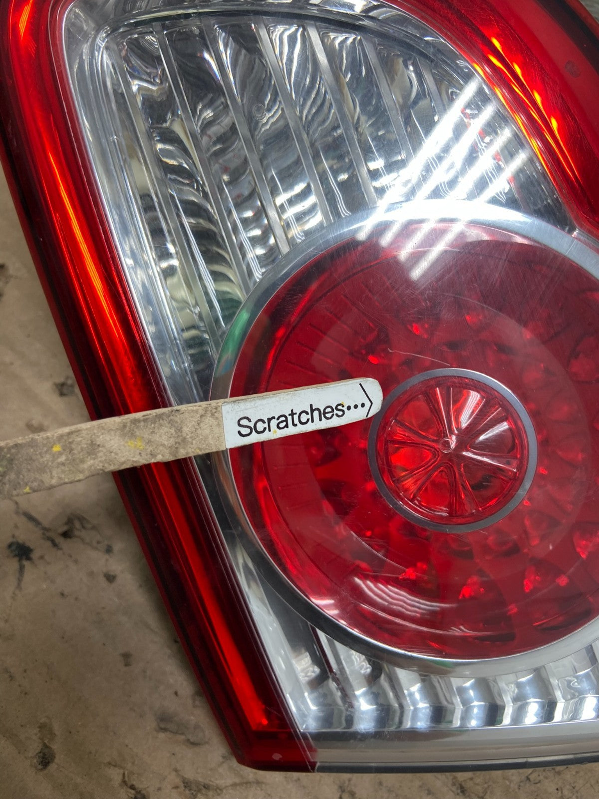 2010 2011 2012 Hyundai Santa Fe Right Passenger Tail Light Inner Oem AA9597 LK3
