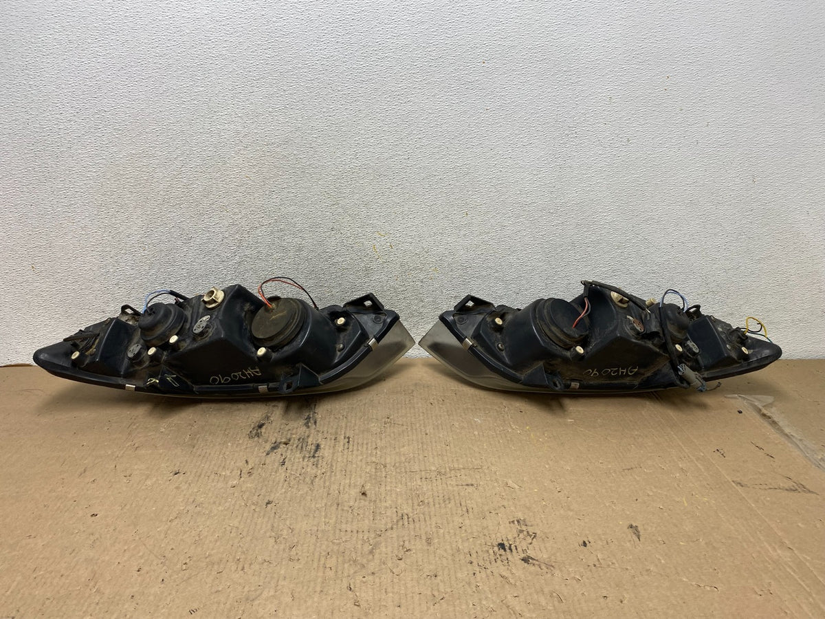 1999 to 2002 Bmw Z3 Left+Right Set Halo Projector LED Headlights AH2090 DG8