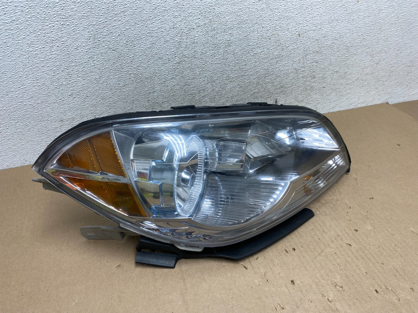 2008 to 2012 Chevrolet Malibu Right Passenger Rh Side Headlight AG6700 DW2
