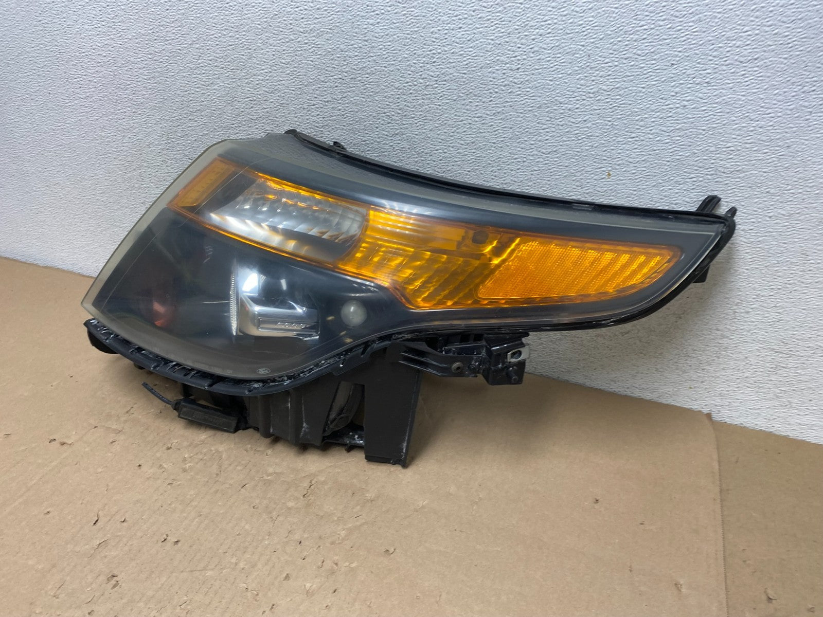 2011 to 2015 Ford Explorer Police Left Driver LH Halogen Headlight AG6742 DW1