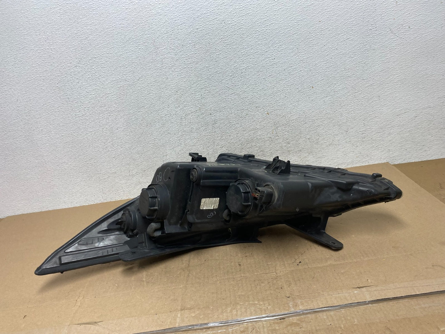 2011 - 2014 Hyundai Sonata Right Passenger Rh Side Headlight Halogen AE6757 DW6