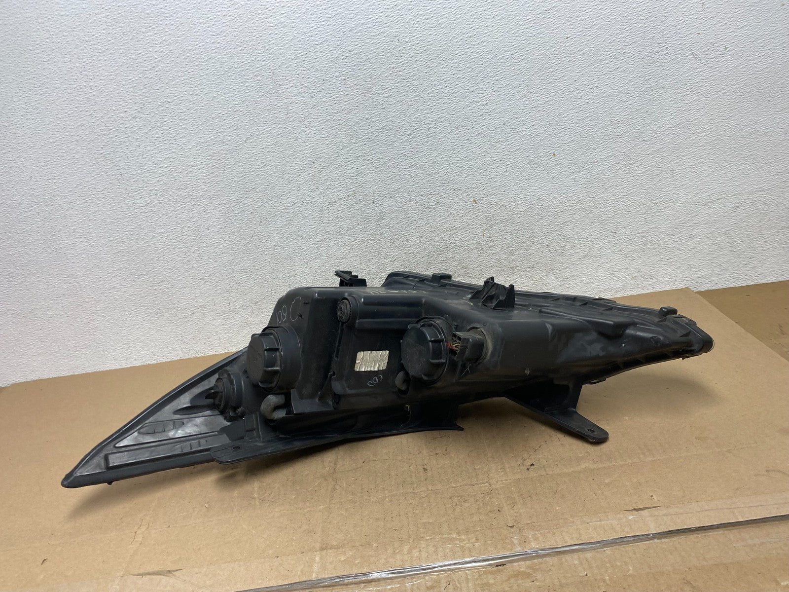 2011 - 2014 Hyundai Sonata Right Passenger Rh Side Headlight Halogen AE6757 DW6