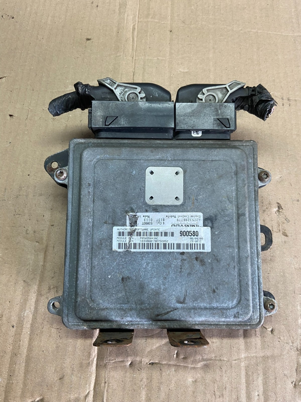 2008 to 2009 Dodge Caliber Engine Computer Module ECM ECU P05035043AC p0544 DG0