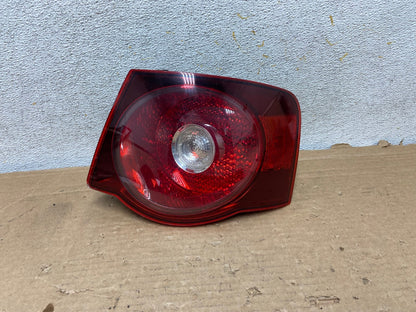 2008 2009 2010 Volkswagen Jetta Right Passenger RH Side Tail Light AH8973 LK0