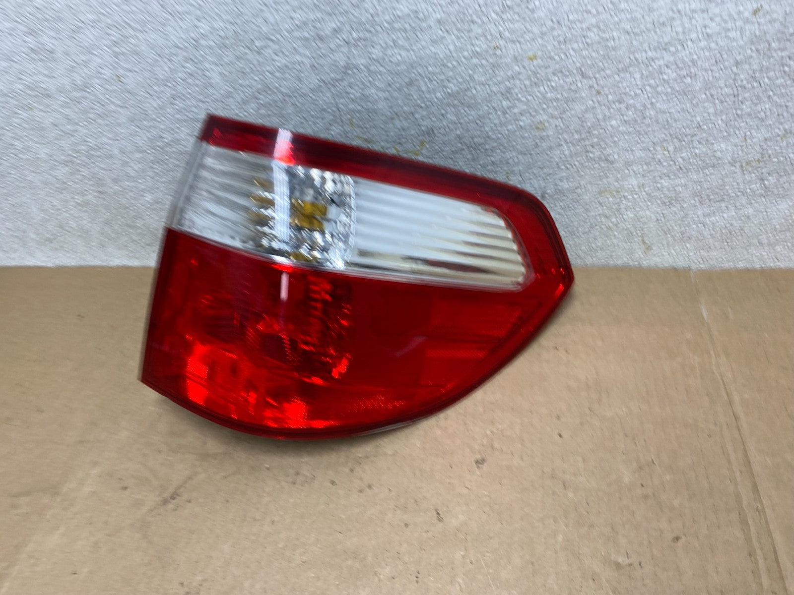 2005 2006 2007 Honda Odyssey Right Passenger RH Side Tail Light W8474 DW1