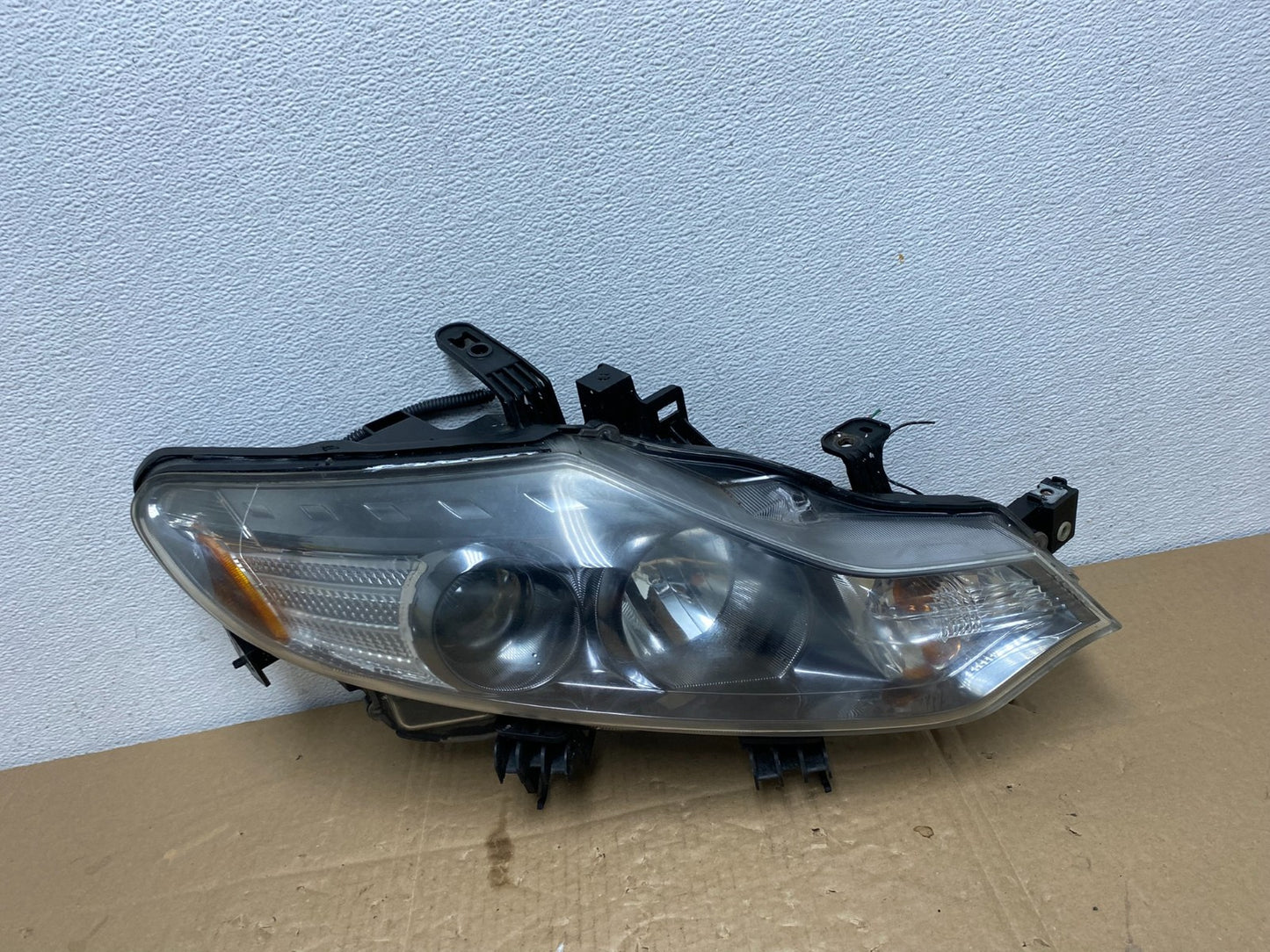 2011 to 2014 Nissan Murano Headlight Right Passenger Rh Oem Halogen AC3840 DW0
